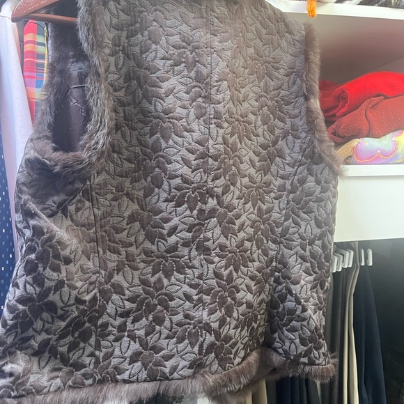 Brocade Vest with frog closures and rabbit hair trim. - Picture 2 of 6